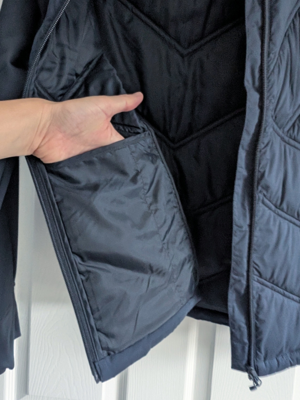 Mondetta Quilted Hybrid Jacket - Picture 9 of 11
